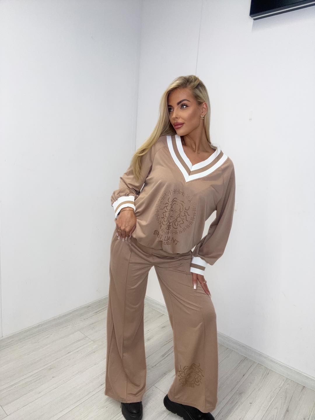 Komplet BB 1023 Beżowy - obrazek 2